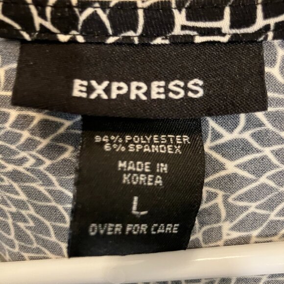 Express Women’s Tank Top – Black & White Geometric Floral Print – Size Large - Picture 2 of 3